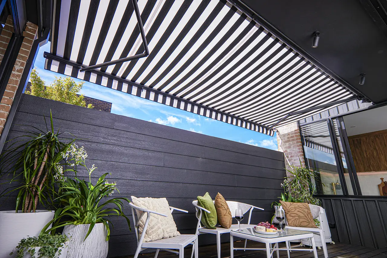 Enhancing Your Home’s Exterior: The Dual Impact of Awnings on Shade and Style